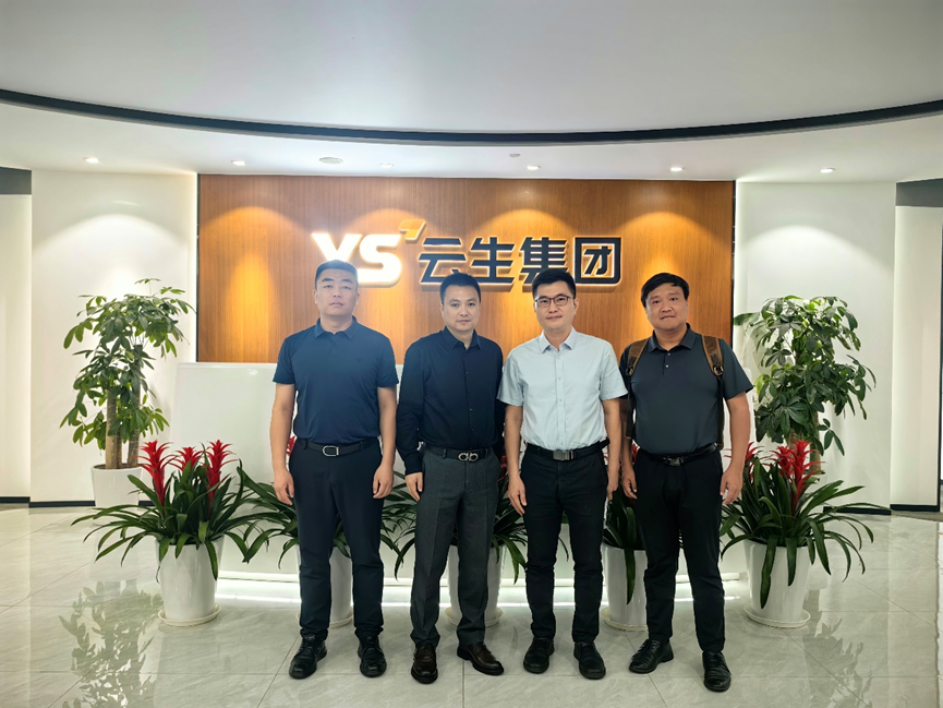 广州市天河区人社局党组成员、副局长崔宝宏一行莅临壹定发官网集团调研考察